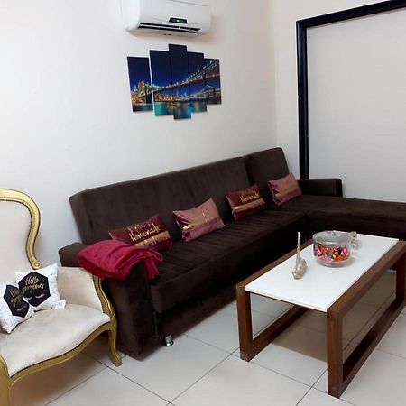 Larnaca Beach Apartment Luaran gambar